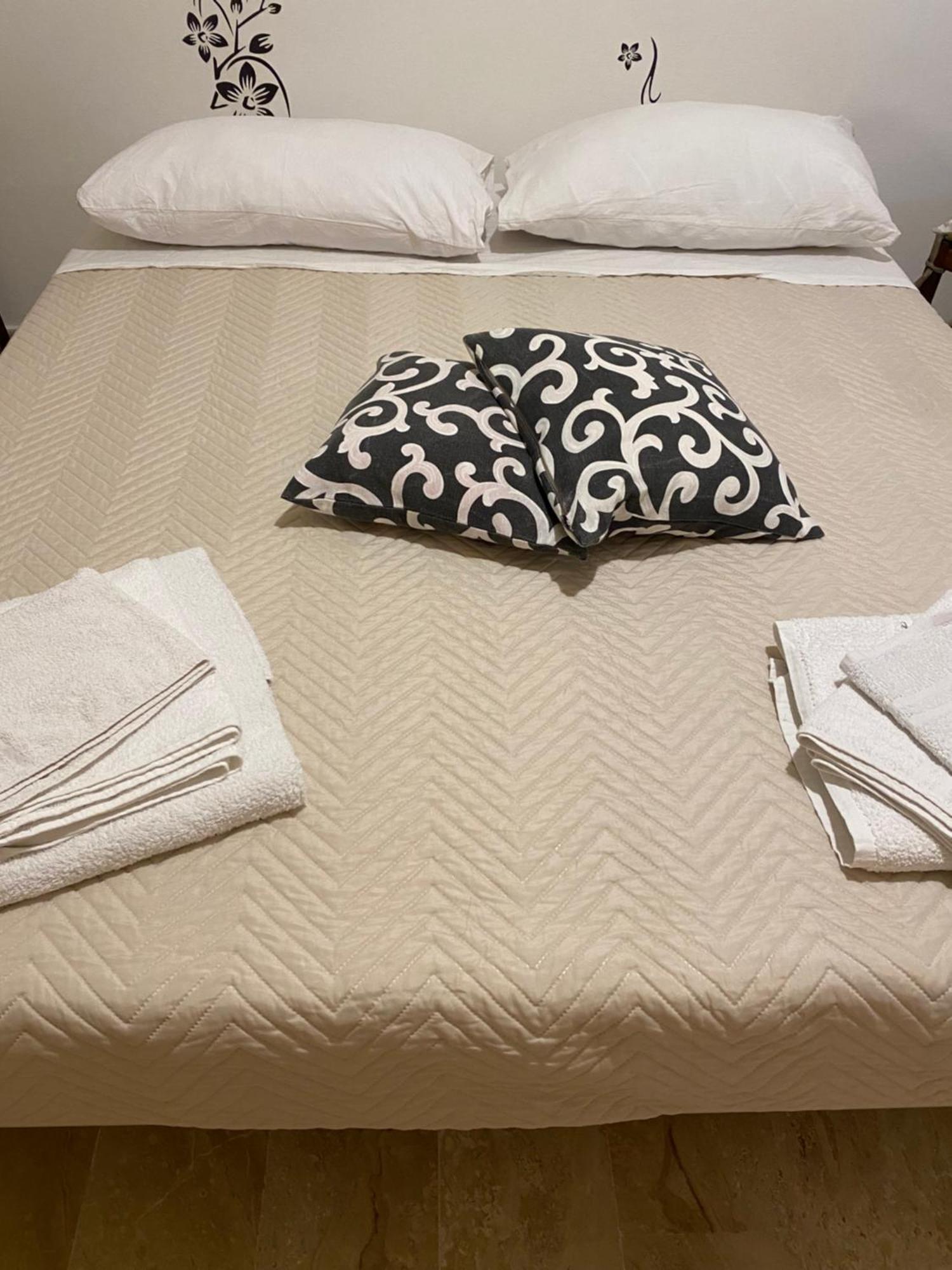 L'Incognita Bed & Breakfast San Nicolo d'Arcidano Екстериор снимка